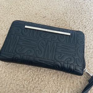Steve Madden Wristlet